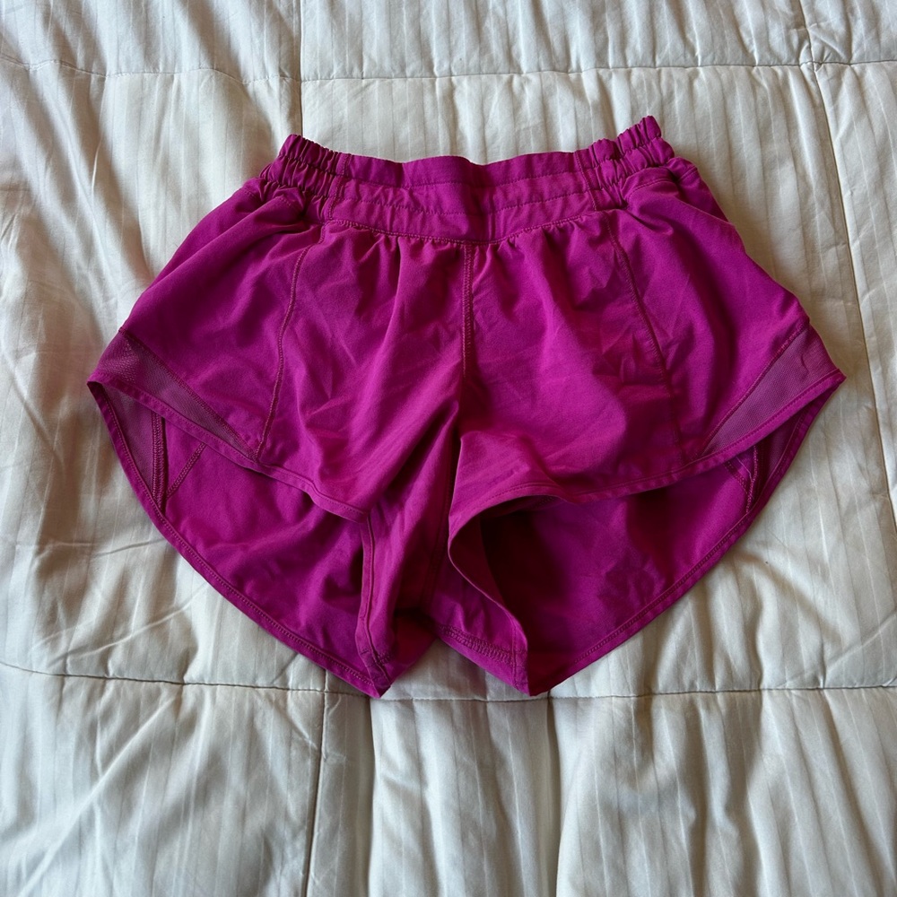 Sonic Pink Lululemon hotty hot shorts